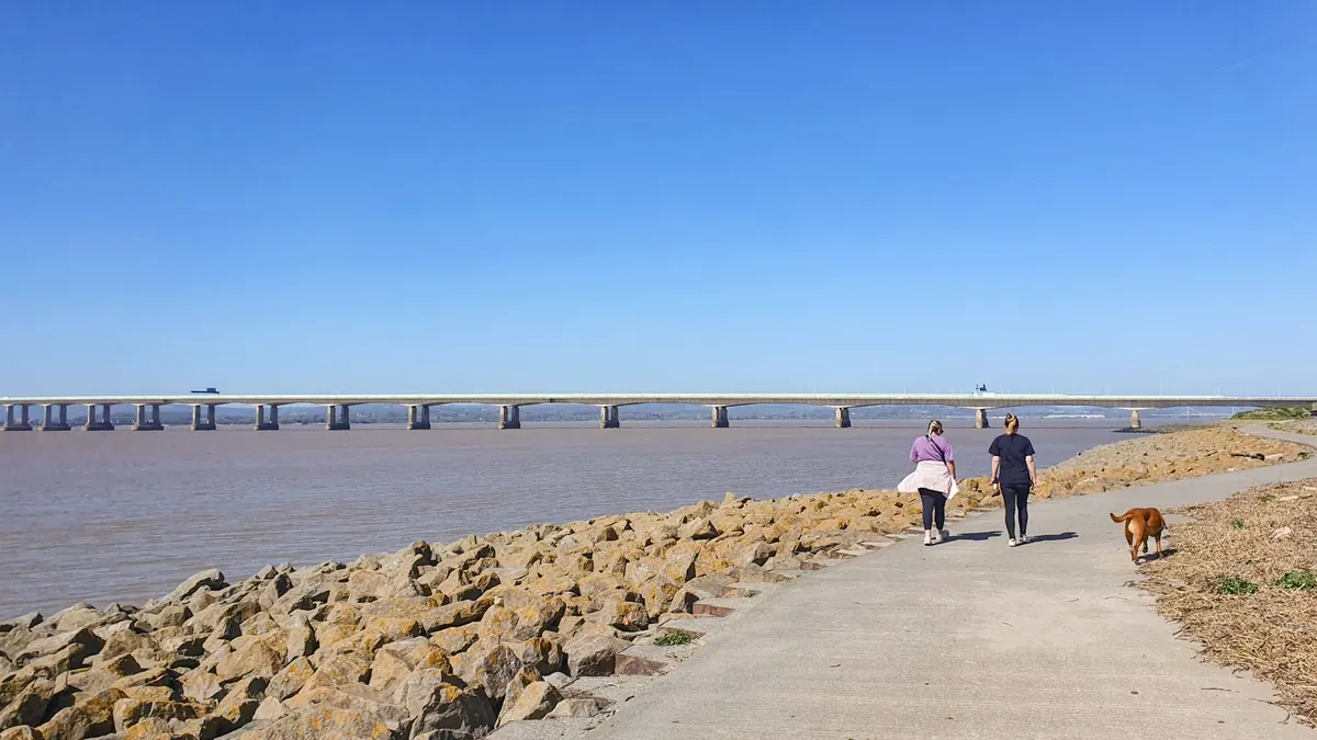 How to Plan a Day Trip to Wirral's Coast Without a Car